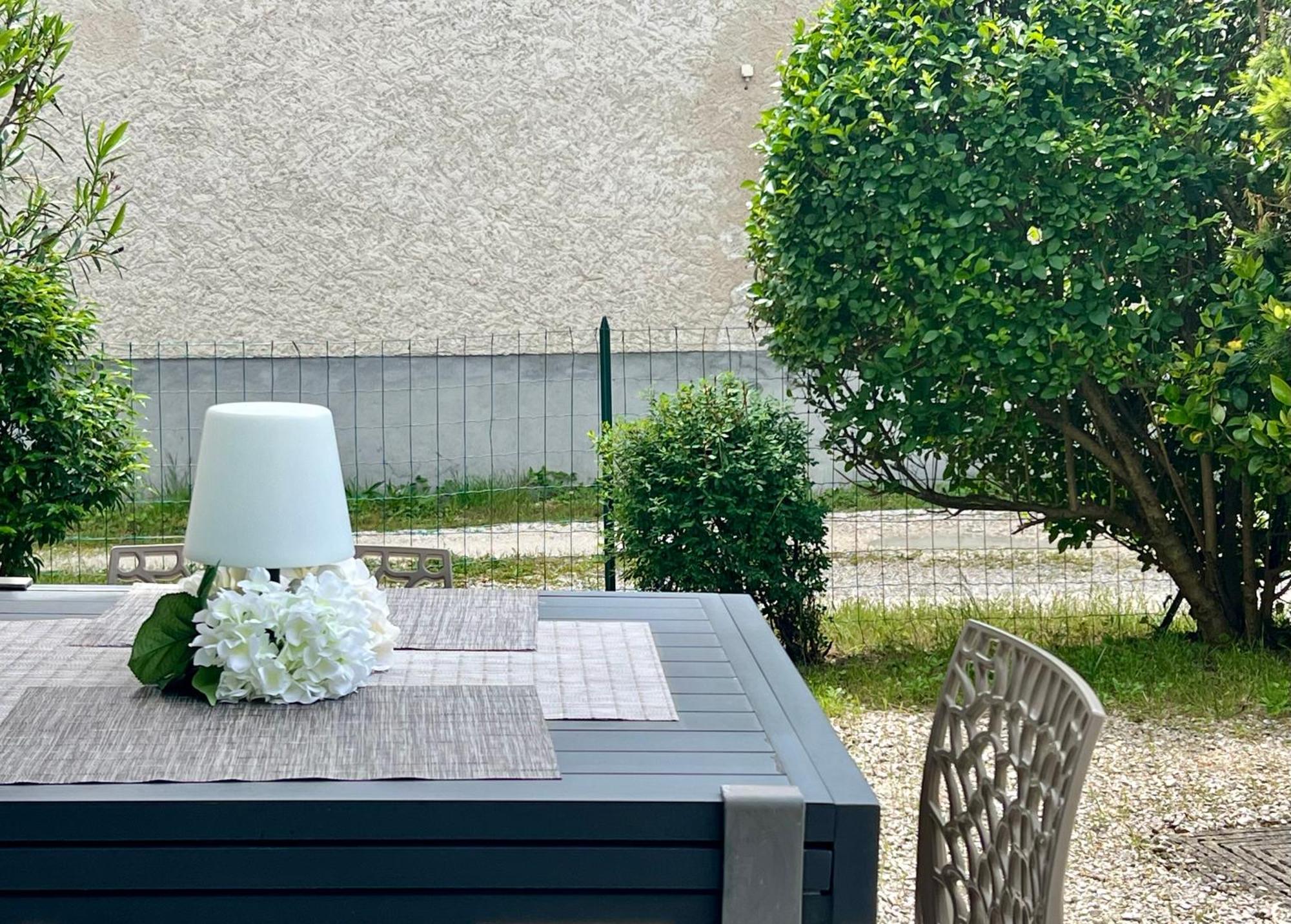 Chambre Au Calme L Jardin I Tram L Grenoble Nord St Egreve サン・テグレーヴ エクステリア 写真
